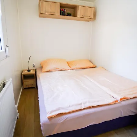 Mobilheim 3 度假居